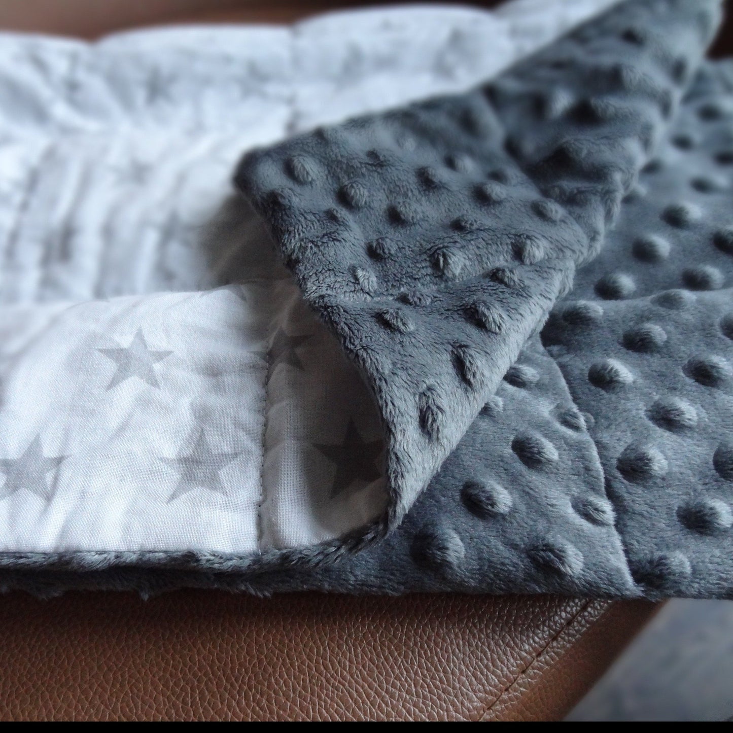 GREY STARS MINKY WEIGHTED BLANKET | SENSORY BLANKET