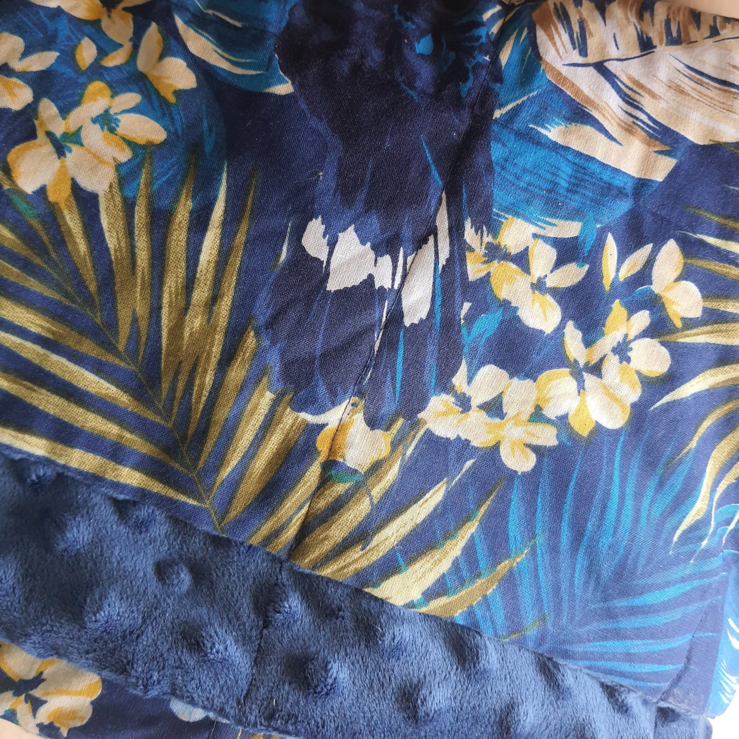 135x200cm, Blue Exotic Jungle & Cobalt Plush Weighted Blanket, 8.5kg