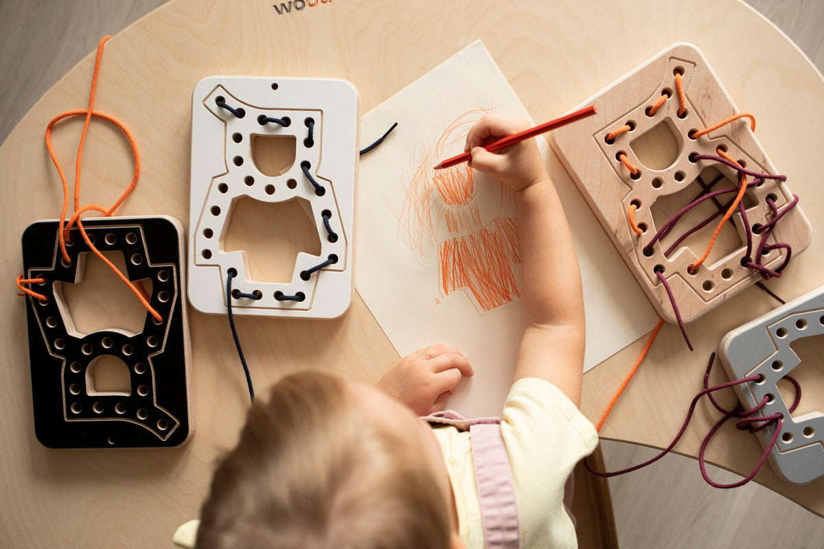 GOOD WOOD Fine Motor Threading & Lacing Board